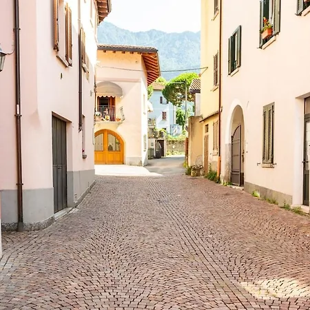 Casa Elena Apartmán *